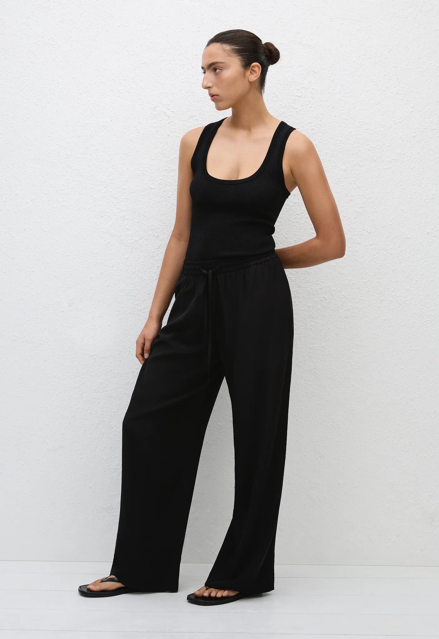 Matteau Drawstring Trouser - Black