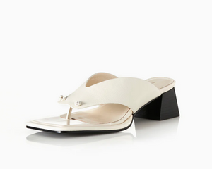 Alias Mae Alina - Bone Oily Leather