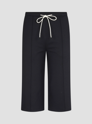 Bassike Refined Pinstitch Capri Pant - Black