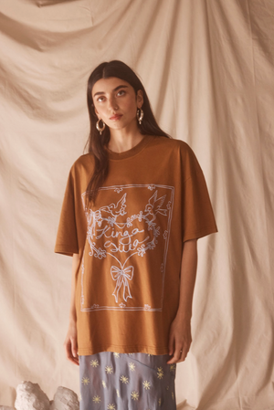 Kinga Csilla Amante Tee