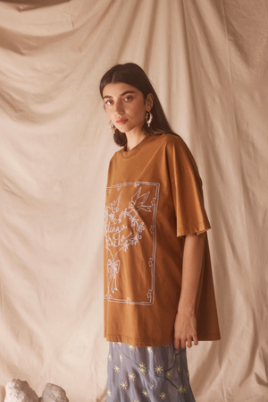 Kinga Csilla Amante Tee
