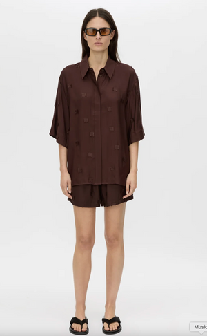 Camilla and Marc Ottilie 2.0 Short