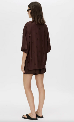 Camilla and Marc Ottilie 2.0 Short