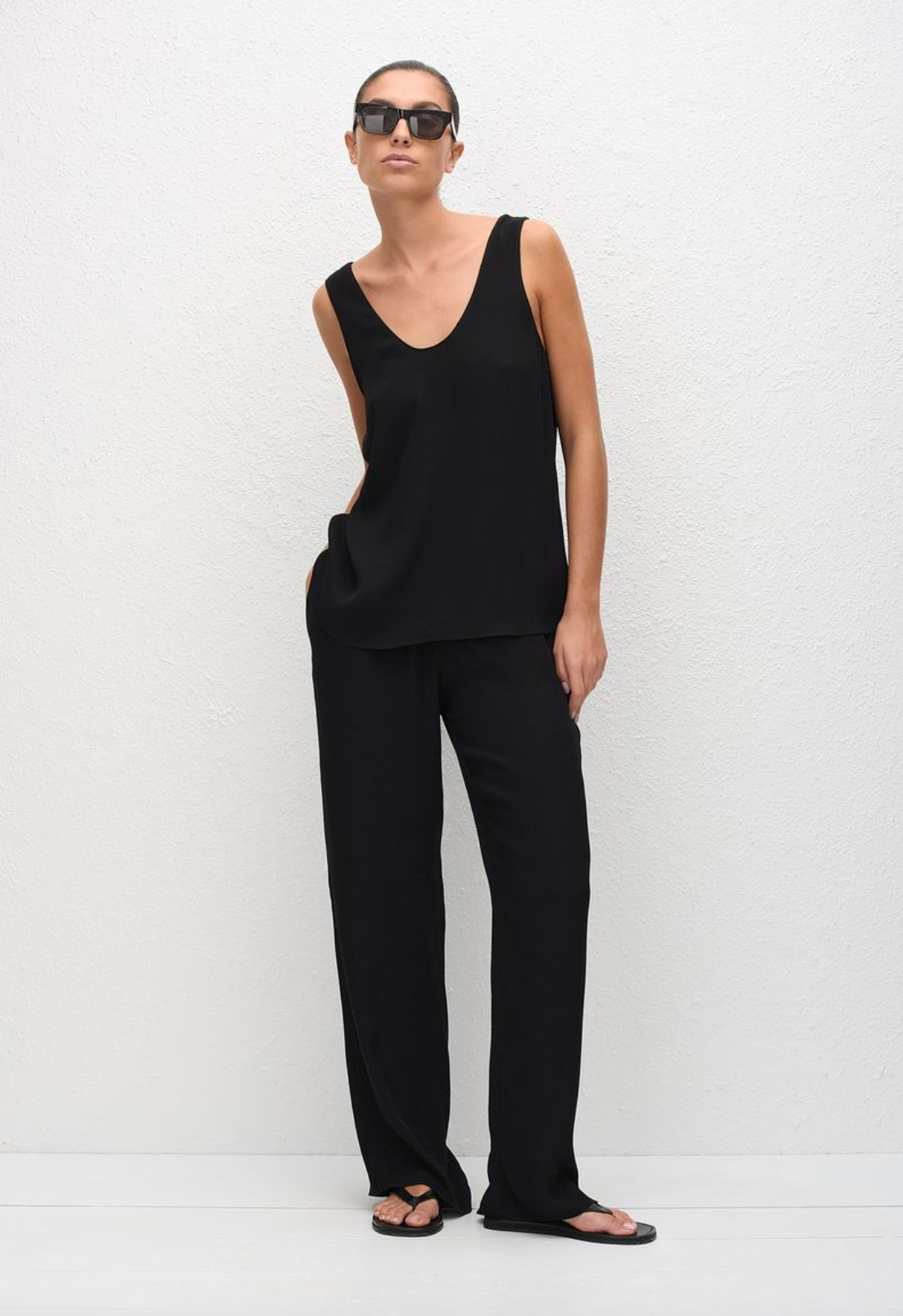 Matteau Fluid scoop Tank - Black