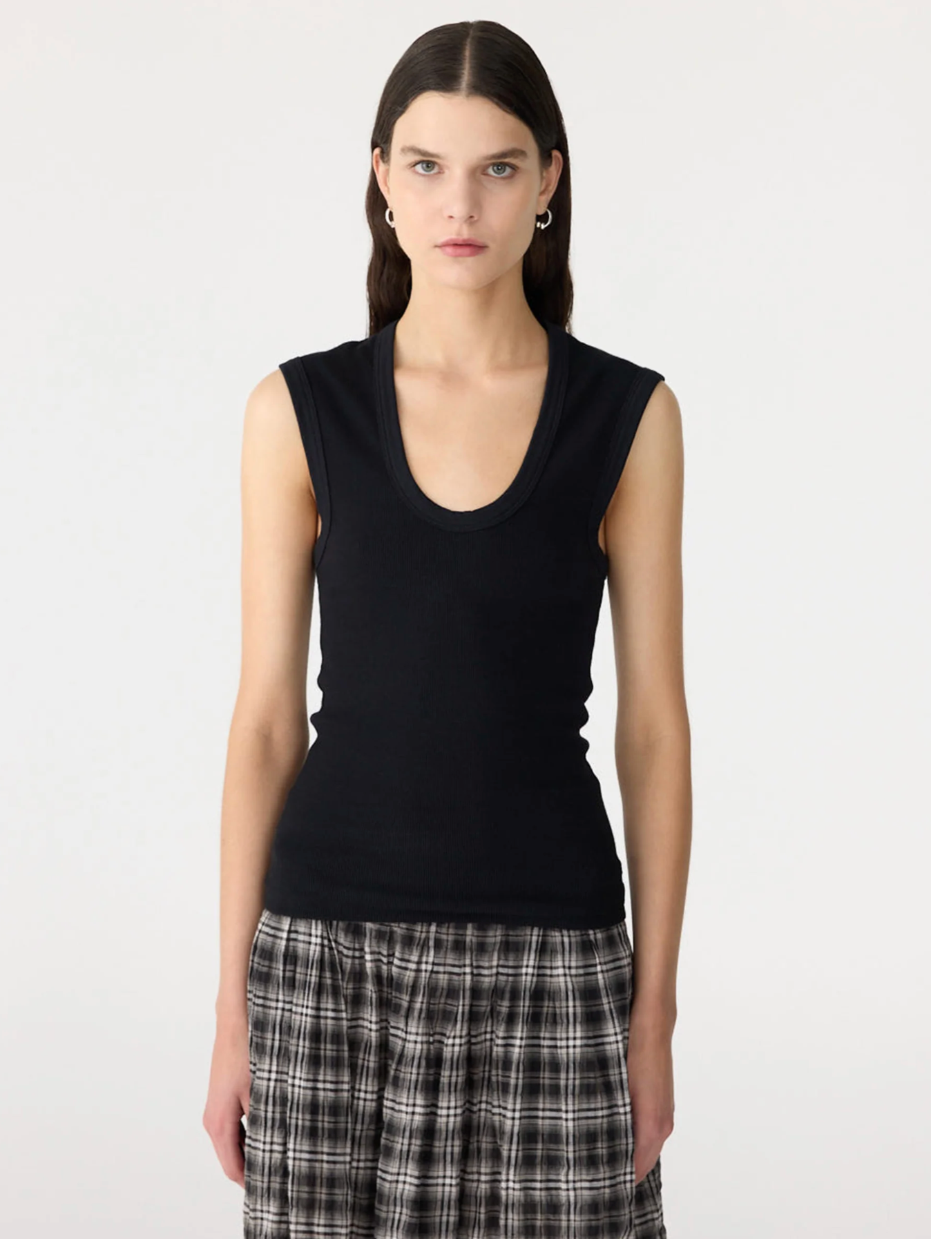 Bassike Essential Scoop Tank - Black