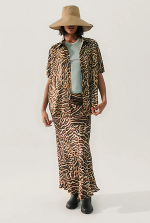 Silk Laundry Short Sleeve Boyfriend Shirt - Leopard